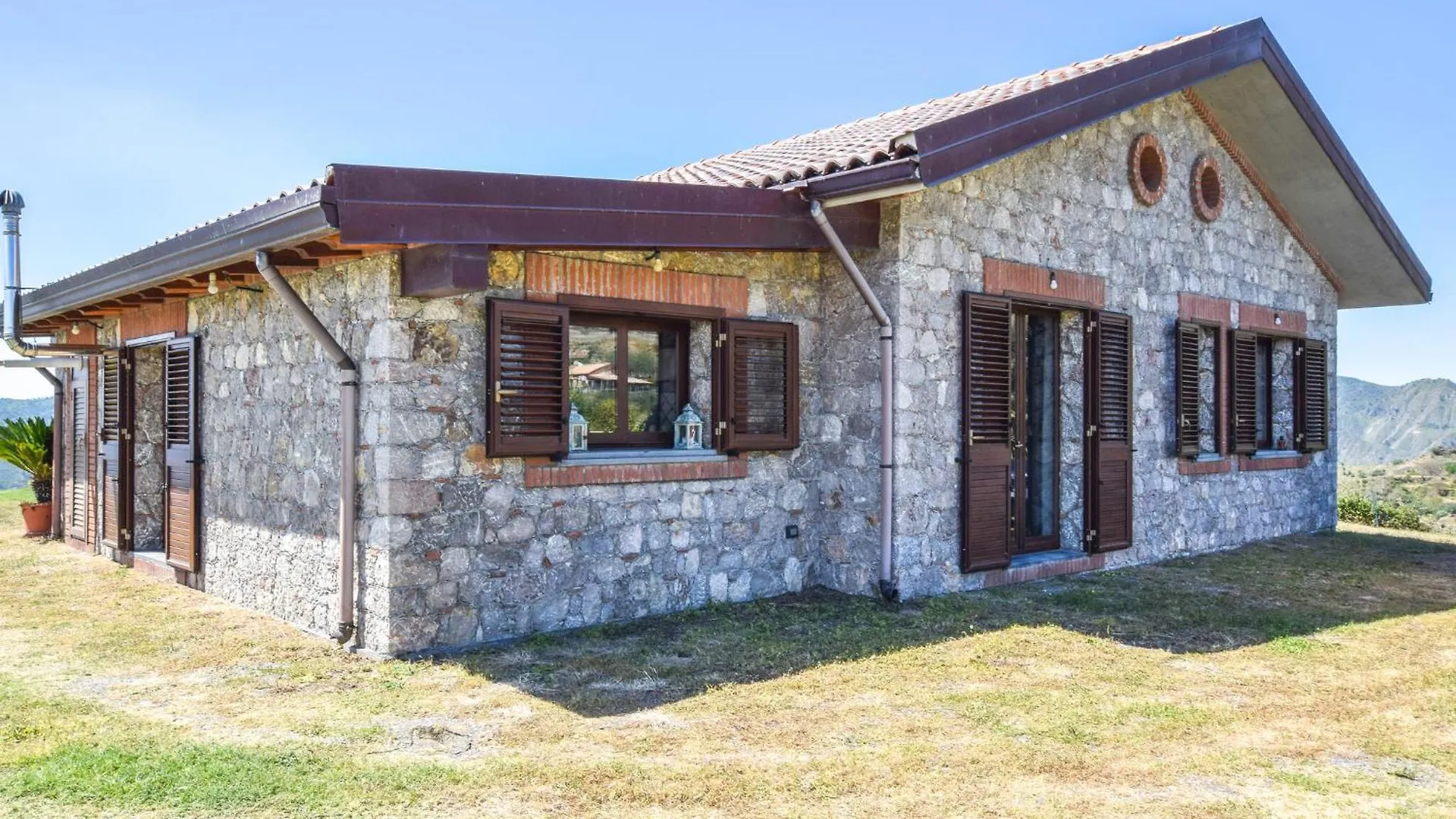 Feriehus Villa Aura Graniti Italien