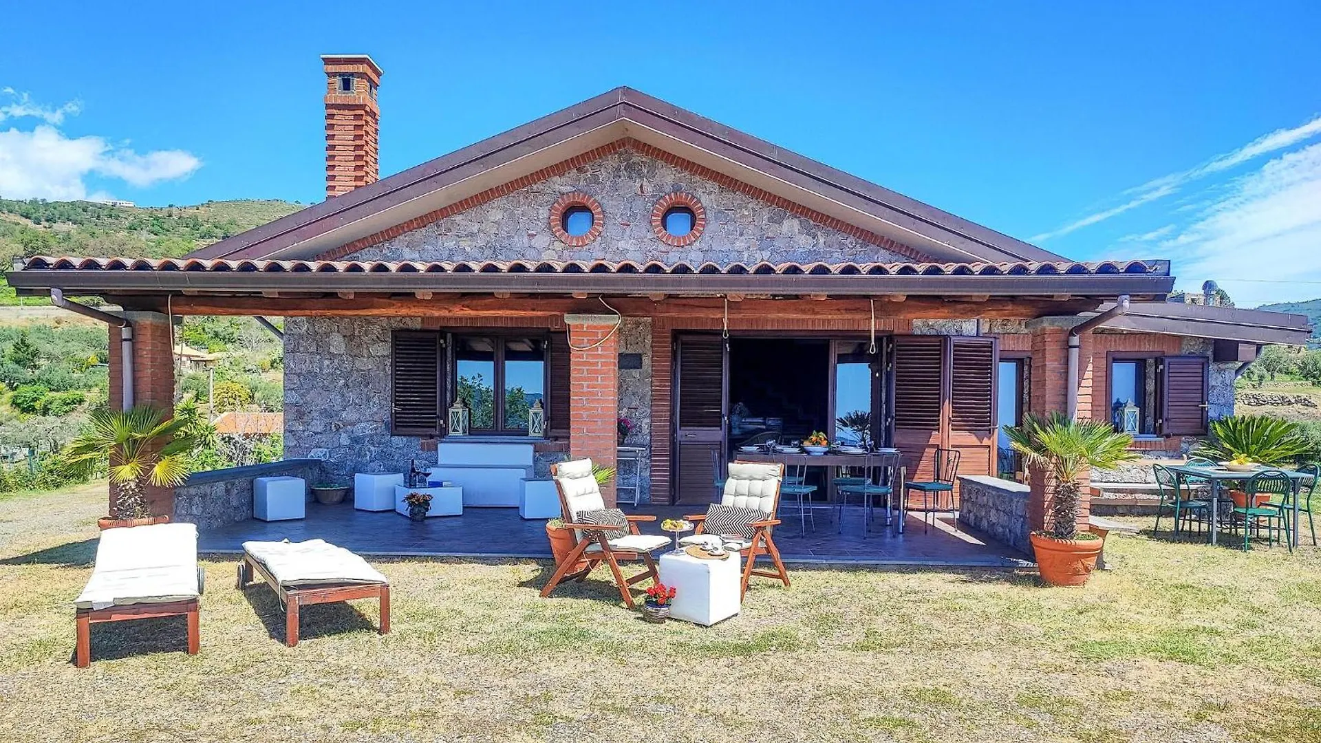 Villa Aura Graniti