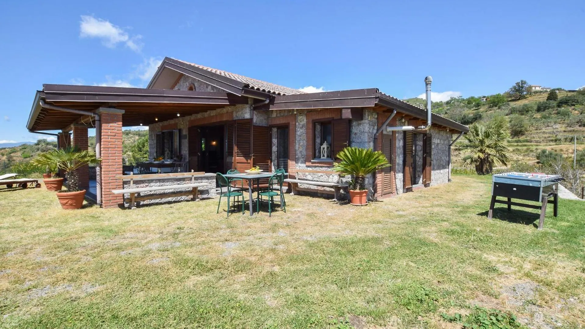 Villa Aura Graniti
